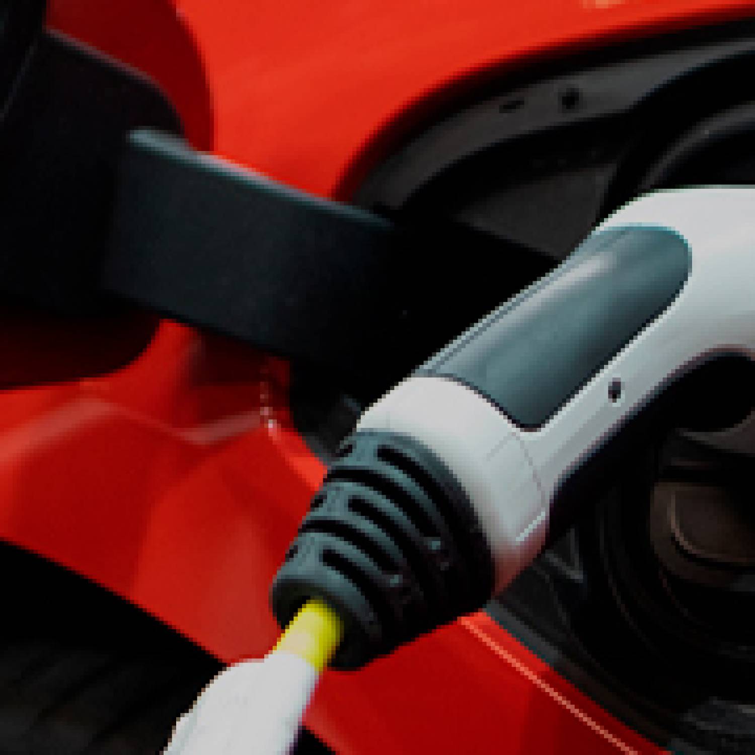 Auto elettrica e assicurazione: una scelta consapevole